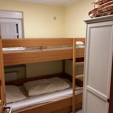 Zur-alten-schmiede-ii-wohnung-unten-ii Lägenhet